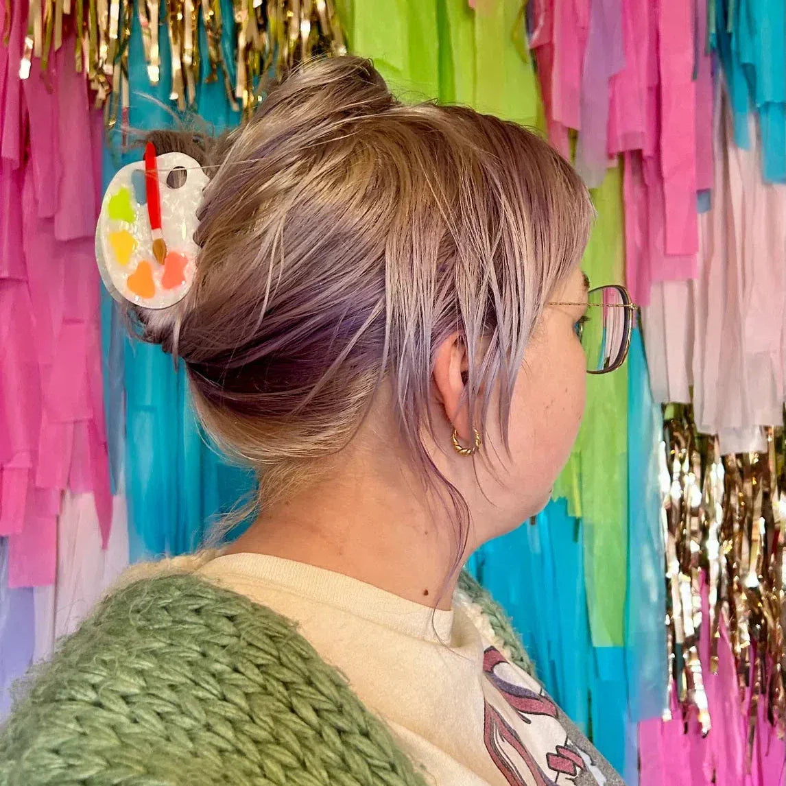 The Peach Fuzz Paint Palette Hair Claw